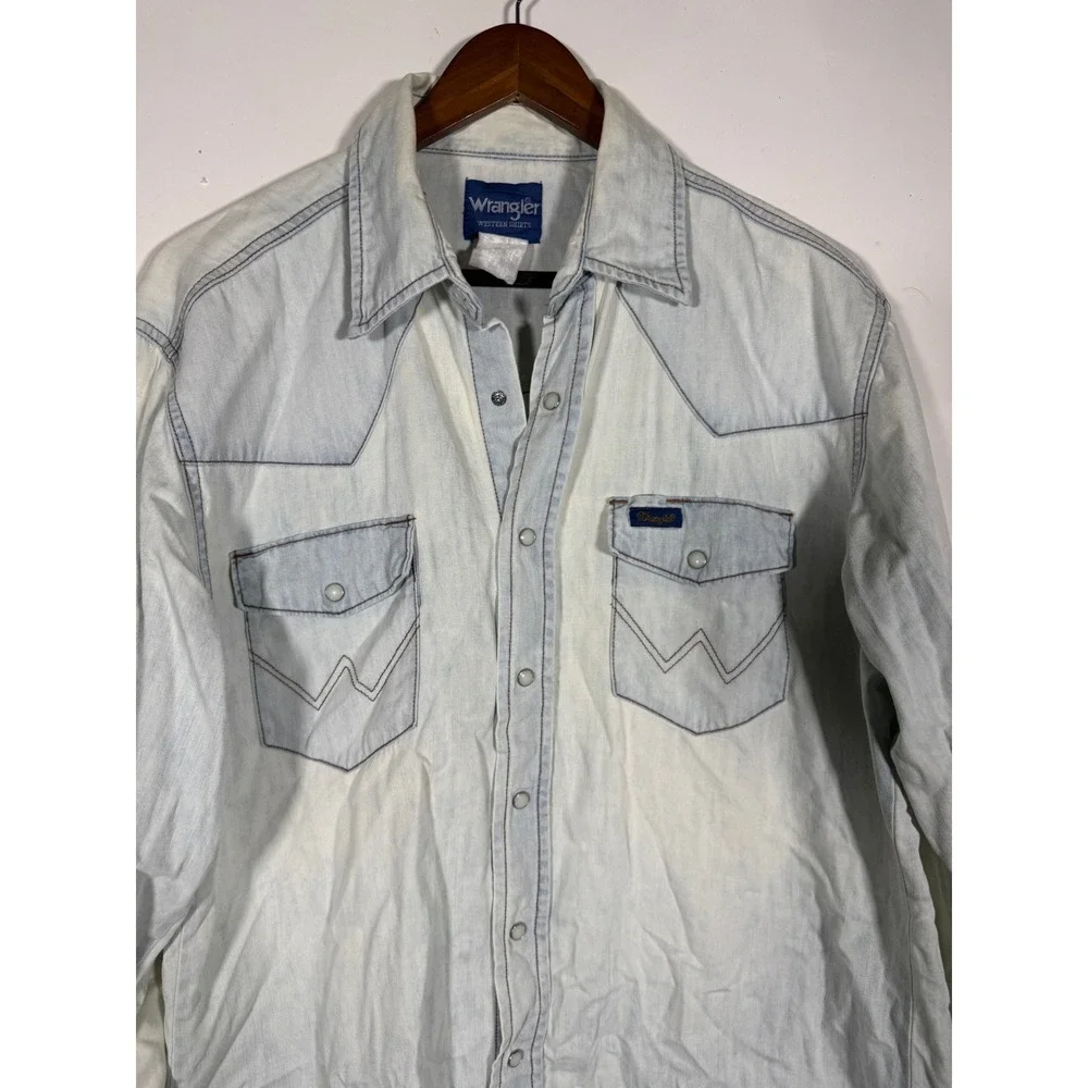 Wrangler Western Denim Shirt Mens XL Light Acid Wash Pearl Snap Long Sleeve